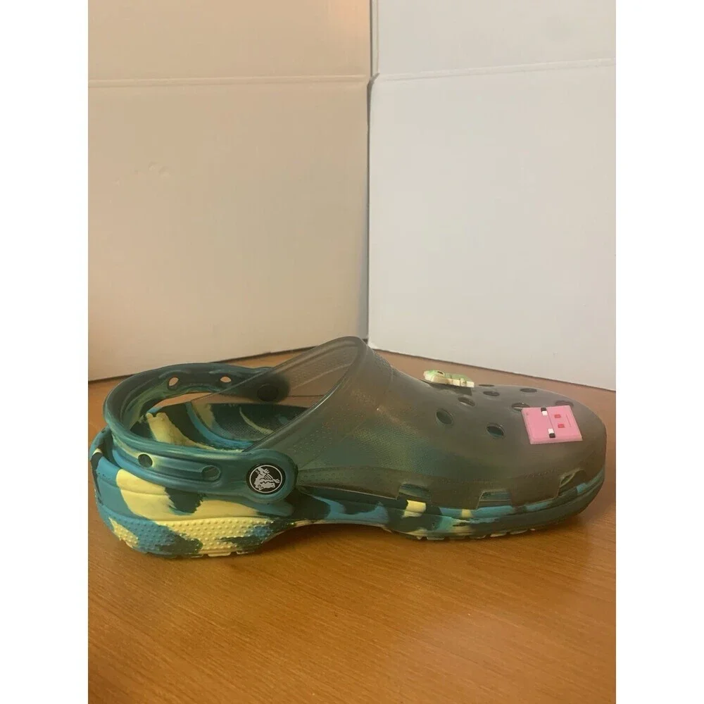 Crocs Classic Translucent Clogs M5/W7 Blue Marbled W/ 3 Jibbitz
